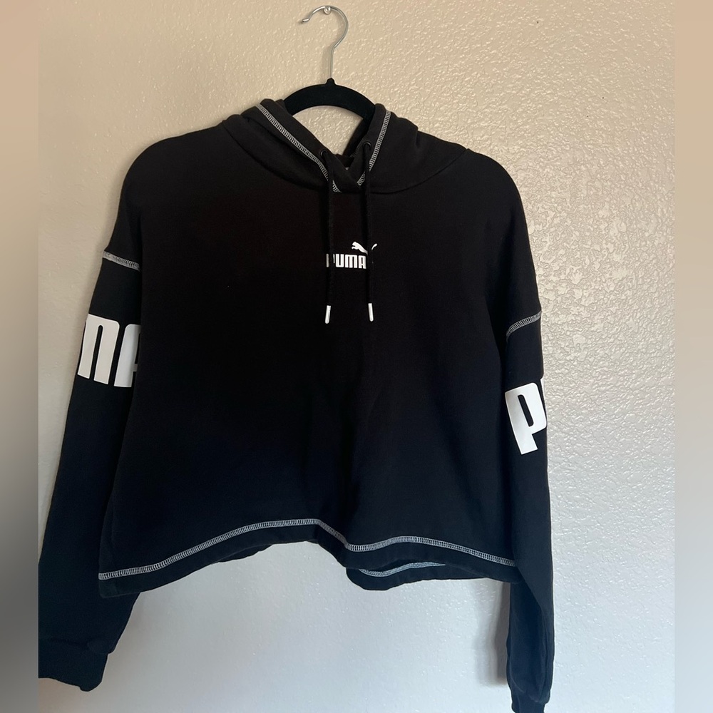 Puma Women's Black and White Cropped Sweatshirt